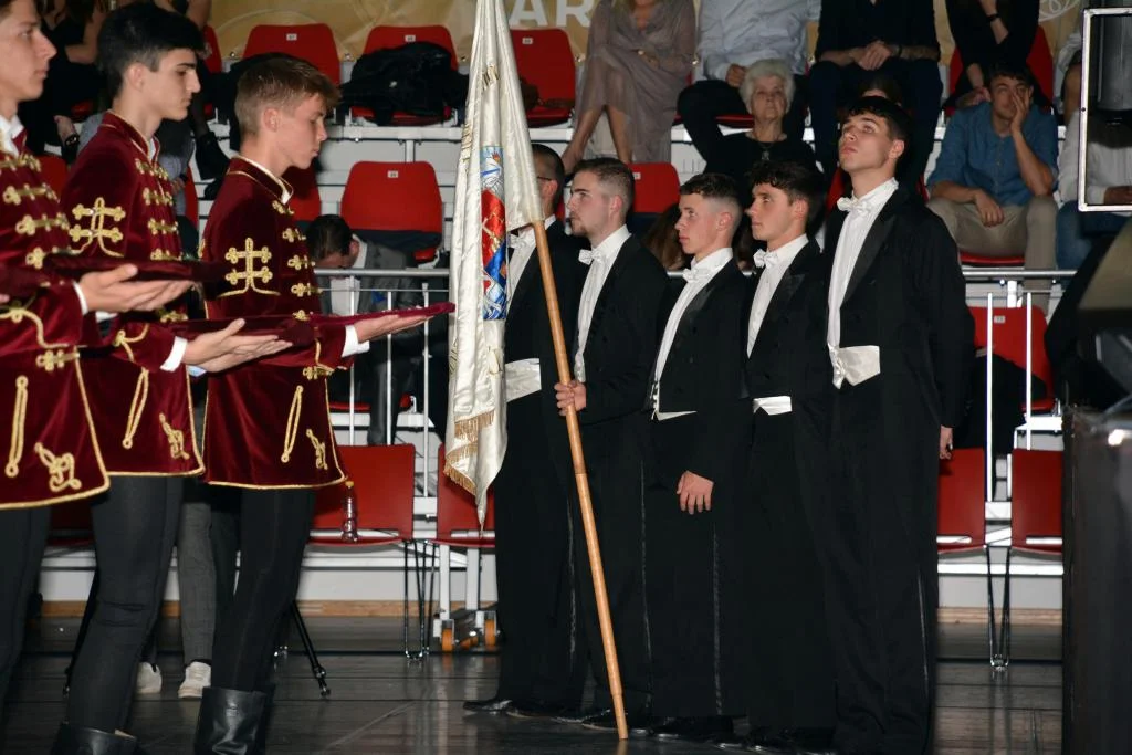 Szalagavatón túl