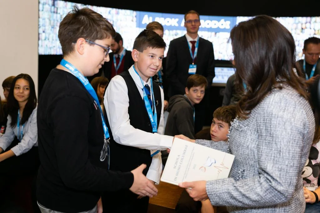 8. b osztály a köztársasági elnökkel