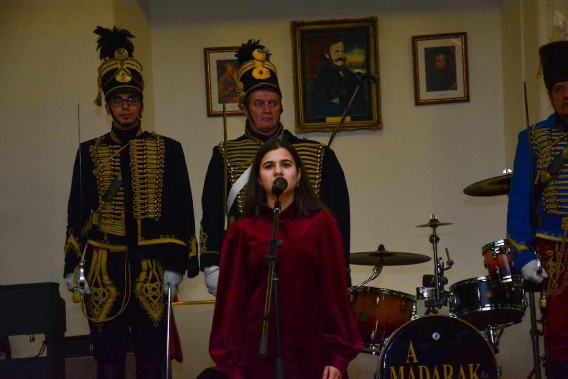 Hatalmas sikert hozott a jubileumi, 10. Hadik Bál