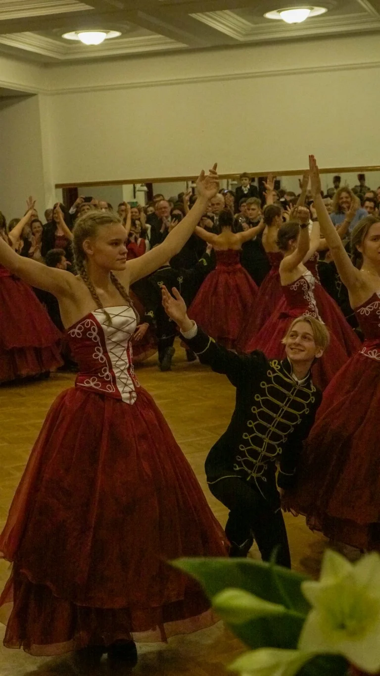Hatalmas sikert hozott a jubileumi, 10. Hadik Bál