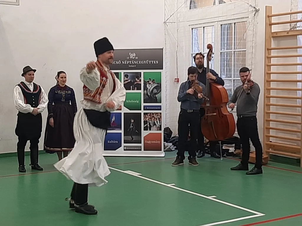 Rendhagyó Táncházóra az EKG-ban