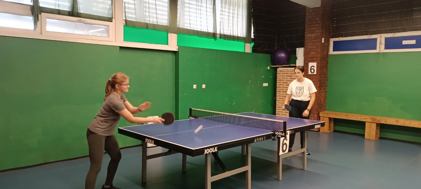 Ping-pong kerületi diákolimpia a Tamási Áron ping-pong házban