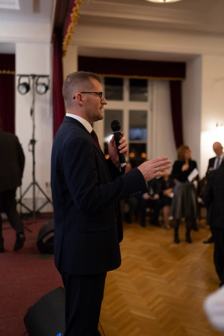 Megható pillanatok és önfeledt öröm: ilyen volt a 11. Hadik Bál