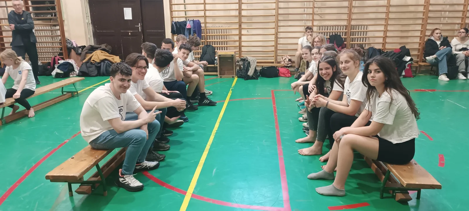Kötélmászó verseny a Petőfi Gimiben