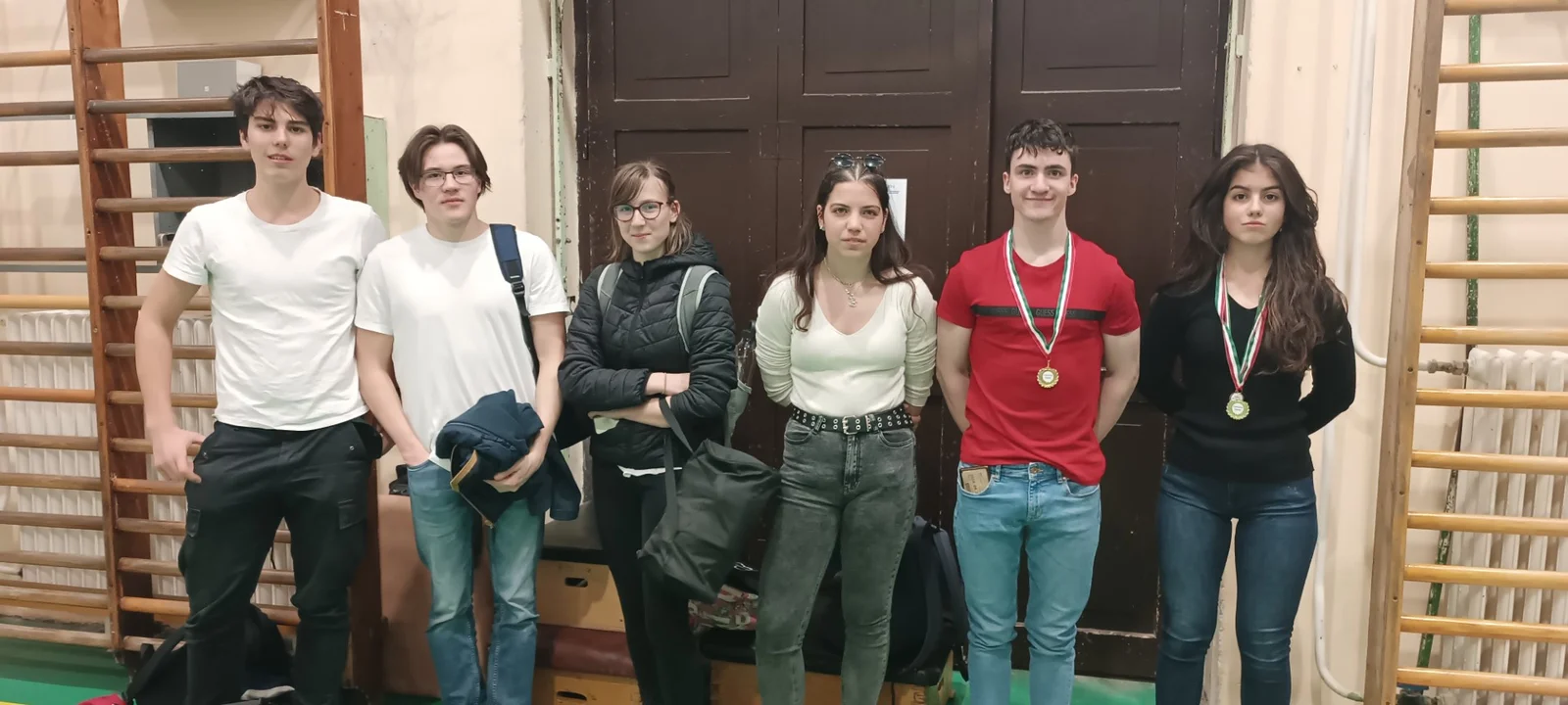 Kötélmászó verseny a Petőfi Gimiben