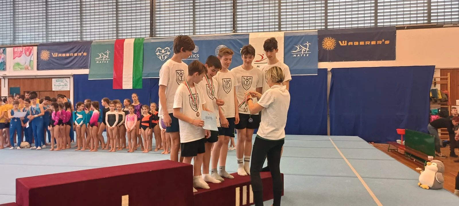 KIDS országos szertorna versenye fiúk 3-4. korcsoport