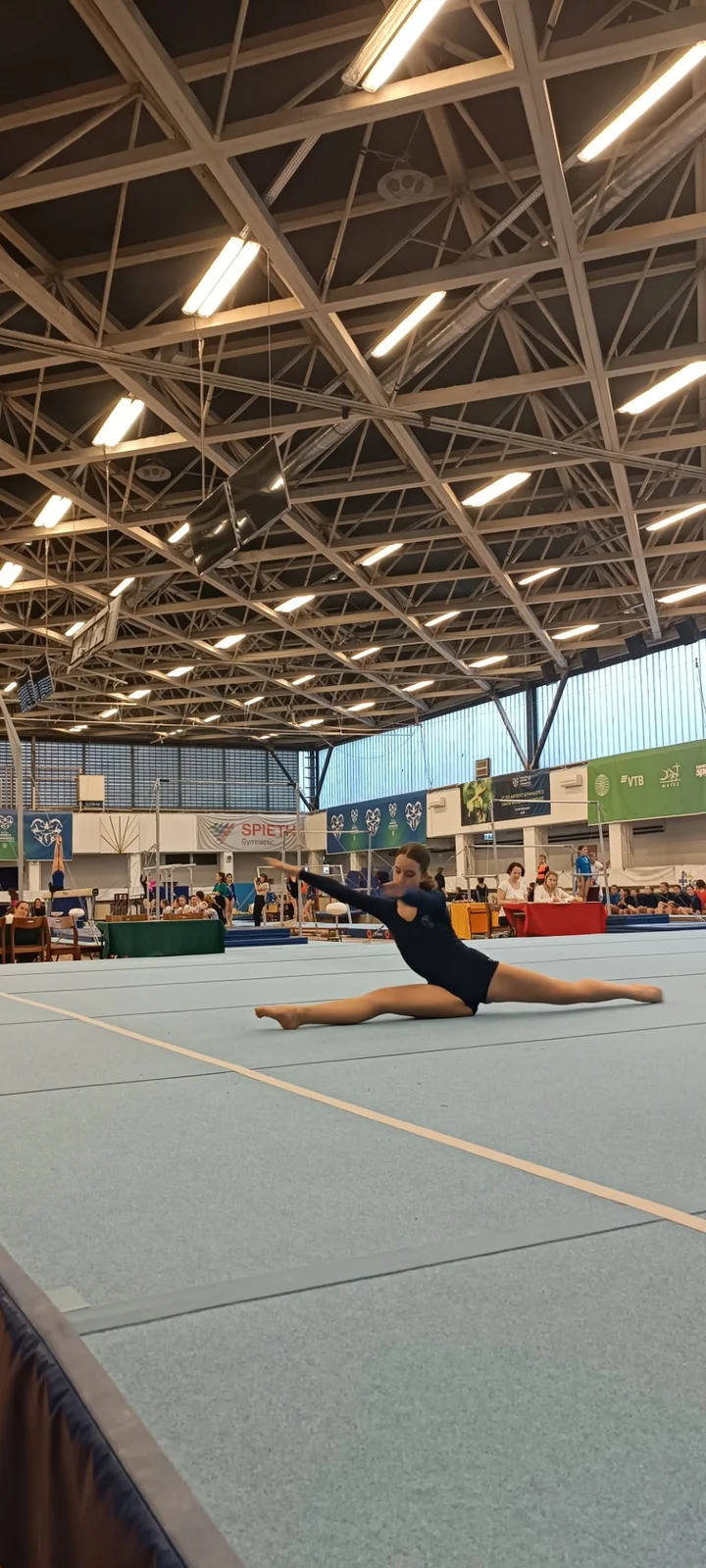 KIDS országos szertorna versenye lányok 3-4.korcsoport