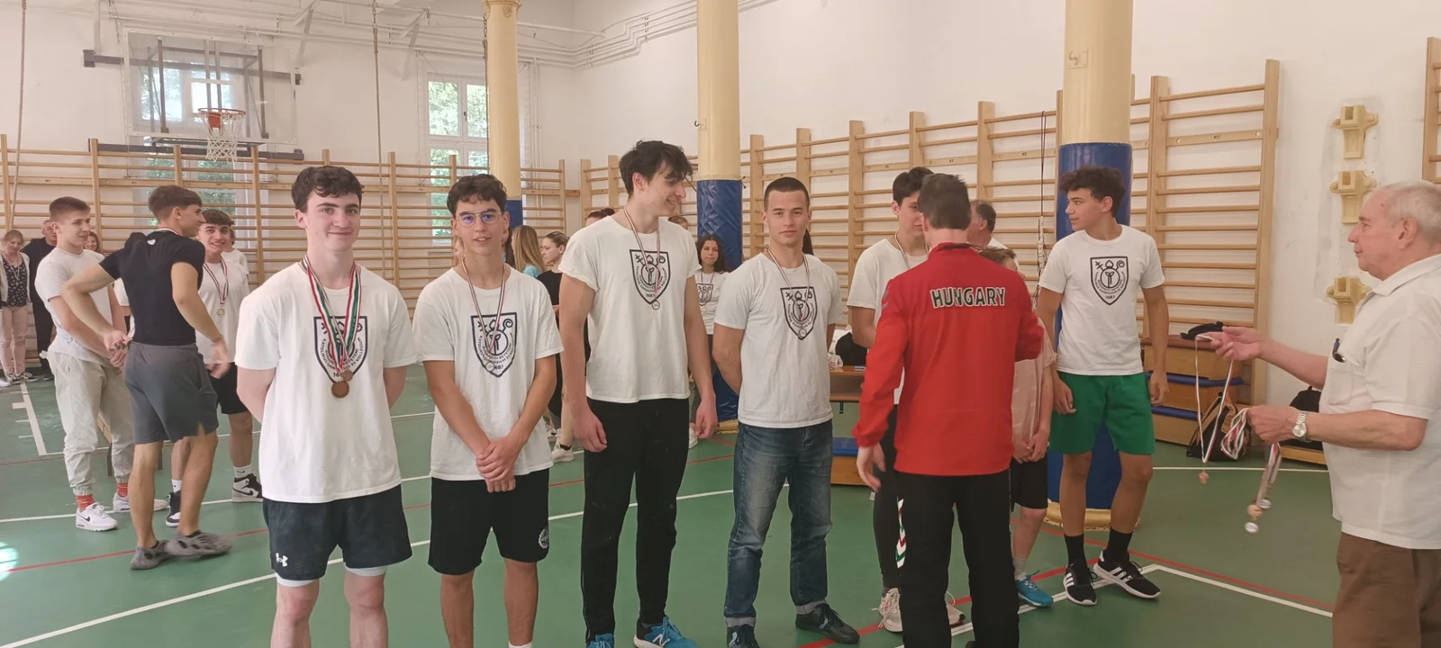 Kötélmászó verseny itthon, az EKG-ban