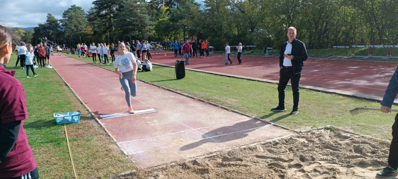 Meszlényi Atlétika Kupa Tata