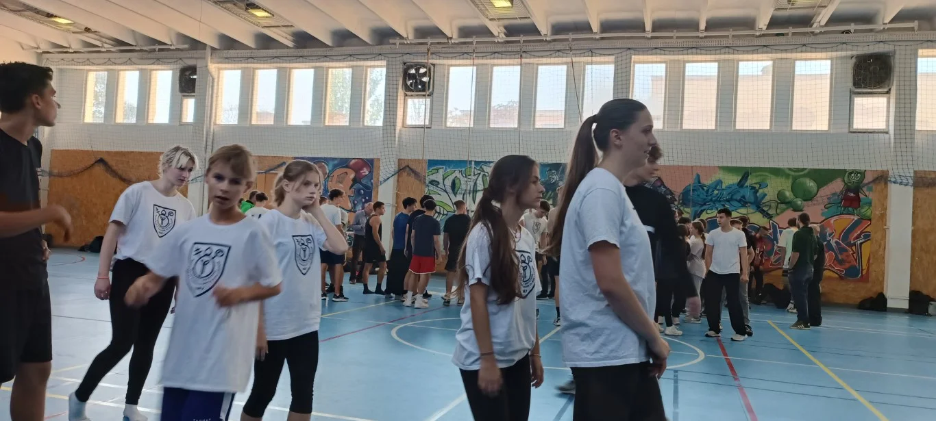 Kötélmászó és minitramp verseny a Katona József Szakgimnáziumban