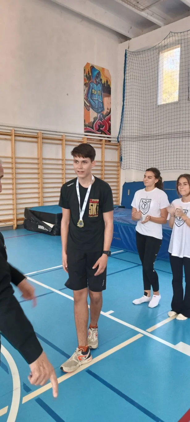 Kötélmászó és minitramp verseny a Katona József Szakgimnáziumban