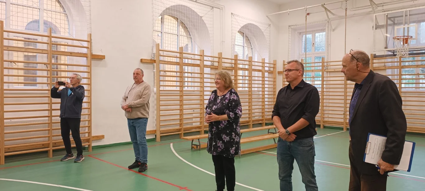 Kötélmászó és függeszkedő verseny az EKG-ban
