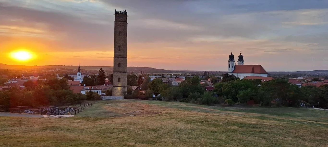 Tata-Esztergom Zarándoktábor