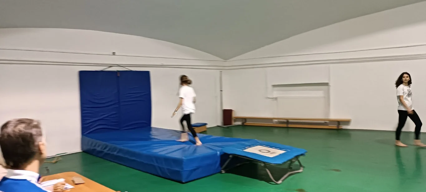 Minitrampolin verseny az EKG-ban