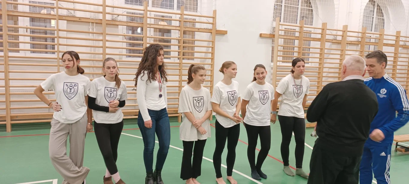A BTSz Kötélmászó és Függeszkedő versenye az EKG-ban