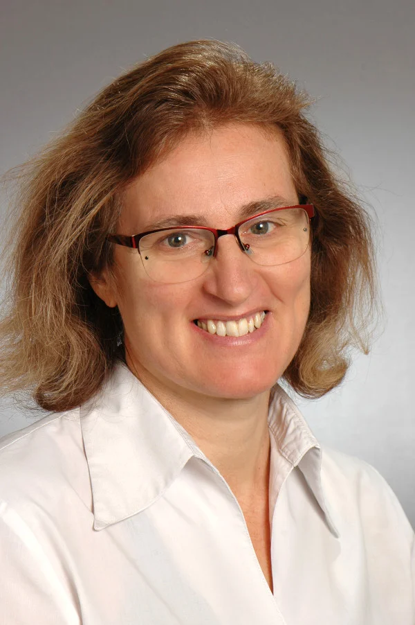 Szente Bellosevich Gabriella